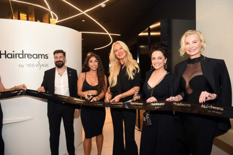 The team of the salon Yes Visage celebrates the opening